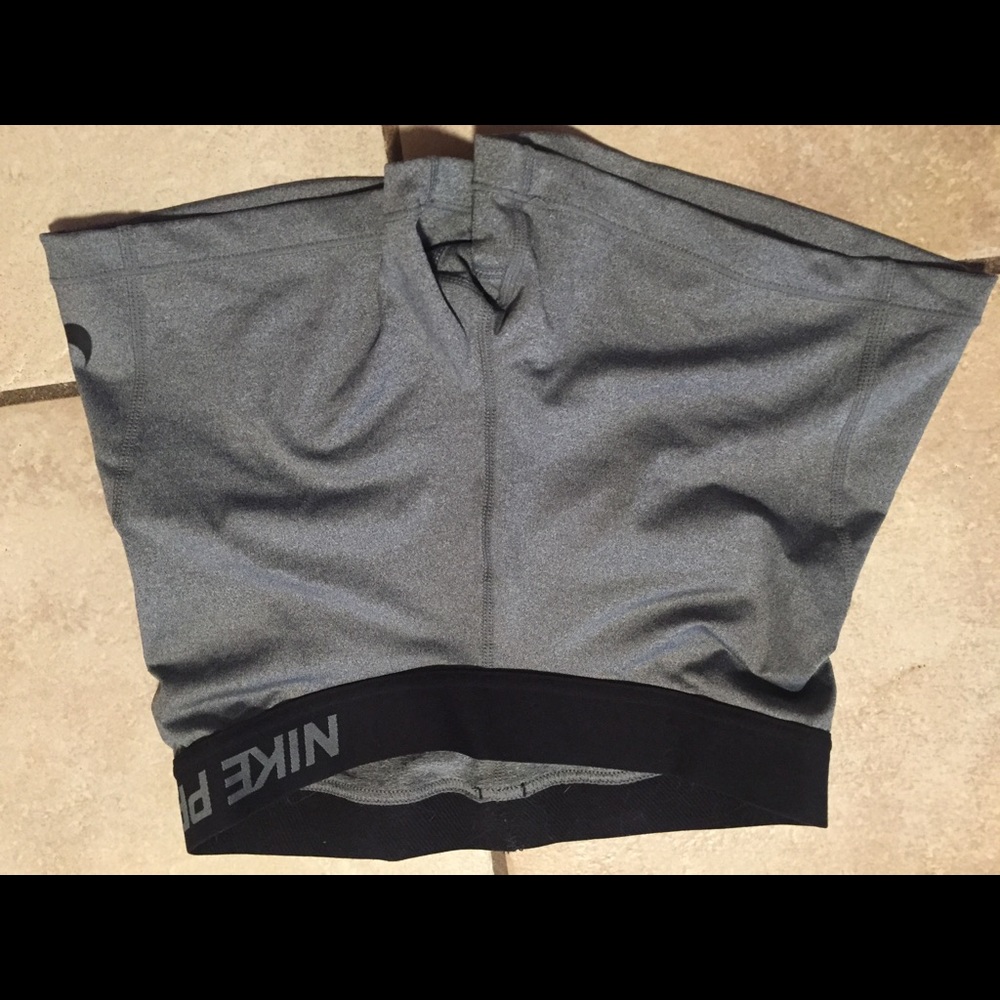 Women’s Nike Pro spandex short